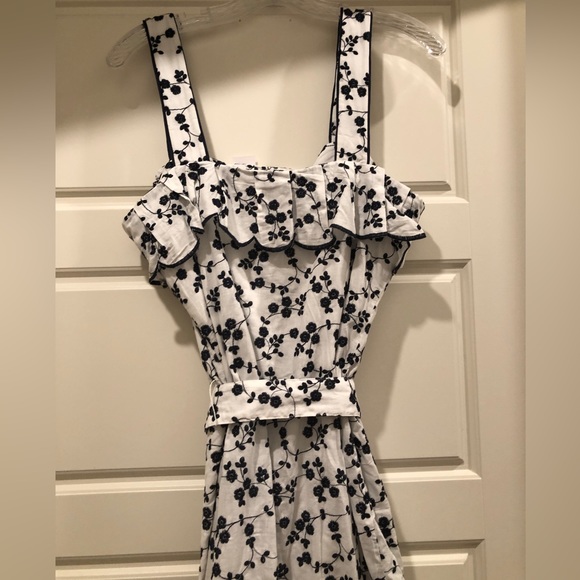 Ann Taylor Embroidered Sundress, Size M - Picture 6 of 7